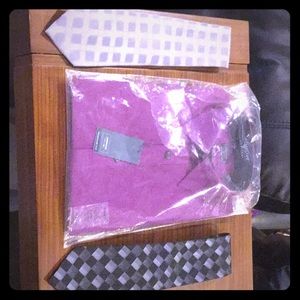 Men’s Dress shirt, 2 ties